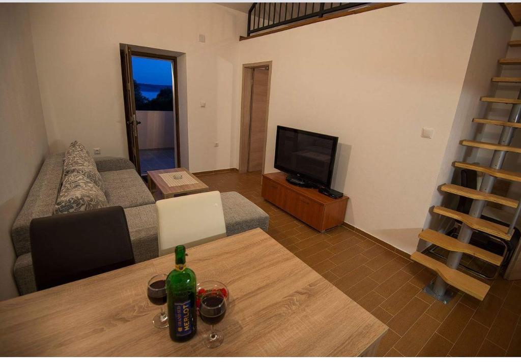 Apartments Punta 斯塔利格拉德-帕克利尼卡 外观 照片